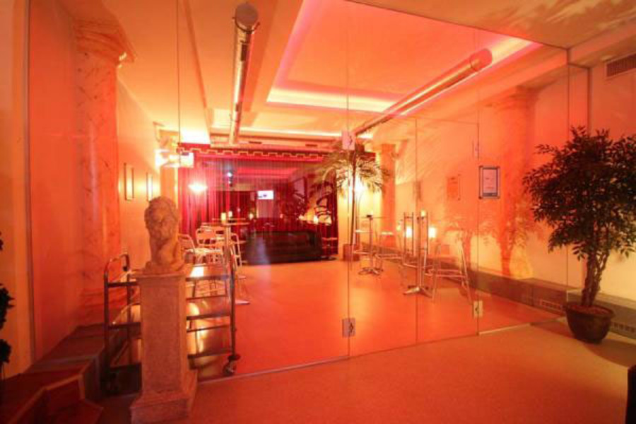 Foto von Neu und einzigartig - der größte Club der Swiss Romande