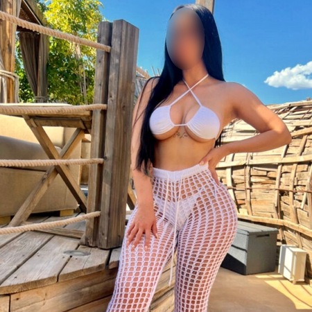 Esra NUR HAUS-/ HOTELBESUCHE