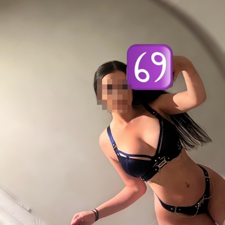 Kayla 18+ Party!, Gießen