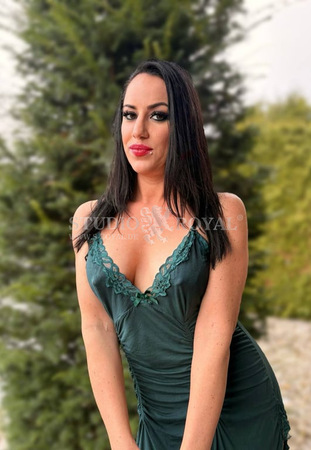 Mira im Studio Royal, Münster