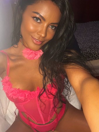 Chiara Milano, Löhne