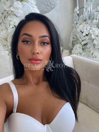 Nadia im Studio Royal, Oldenburg