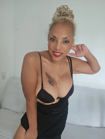 Sexy & süße Girls (18+), Offenbach