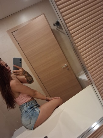 Betty Ganz Neu!, Rostock