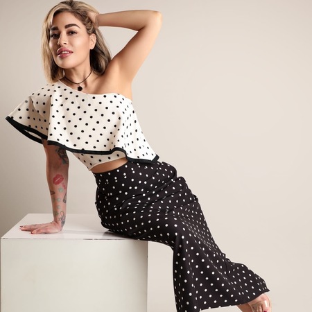 Sexy Lucia - Villa Deluxe, Freiburg im Breisgau