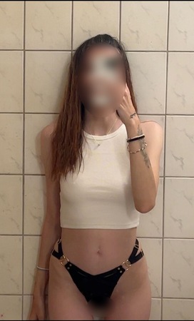 Amy, Trier