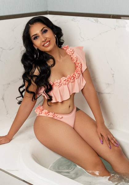 Juliana – Erlangen photo 2