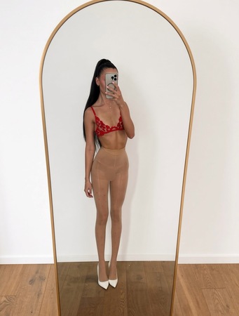 Amelie Young 18, Hamburg