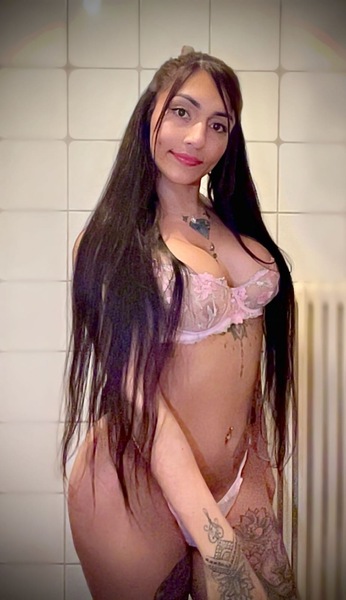 Foto von TS Sophia Gold