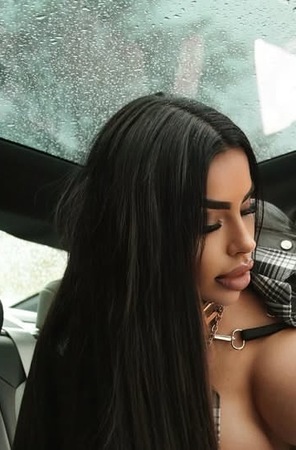 Sara Neu in der Stadt! Party Maus!, Düsseldorf - Mitte