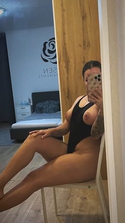 Antonia NEU in der Stadt, Stuttgart