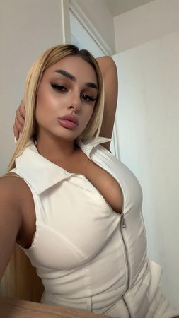 Yza Party Girl 18+, Stuttgart