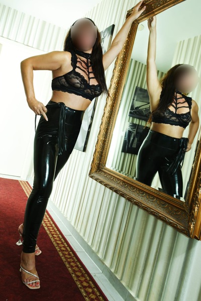 Foto von Vita Deutsch-Latina - auch Dominant