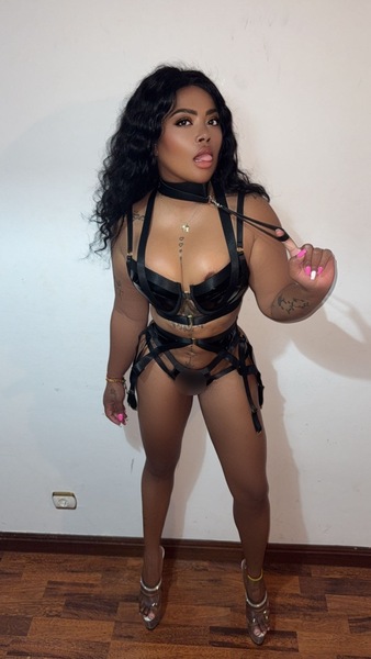 Foto von Catalina Hot Party