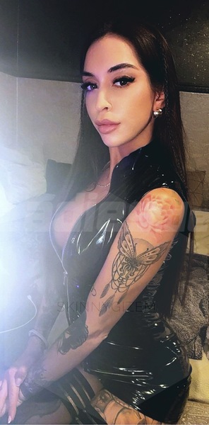 Foto von NEU-NUR FÜR KURZE ZEIT Skinny Girl 18+ Gizem
