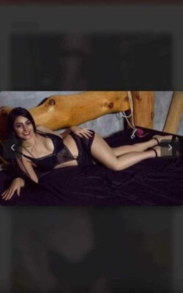 Foto von Yasmin im Eroscenter Platin