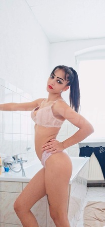 **Larissa V*gina**, Dresden
