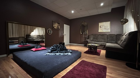 Velvet Massagestudio, Frankfurt am Main