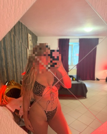 Selena - Crazy Sexy, Wiesbaden