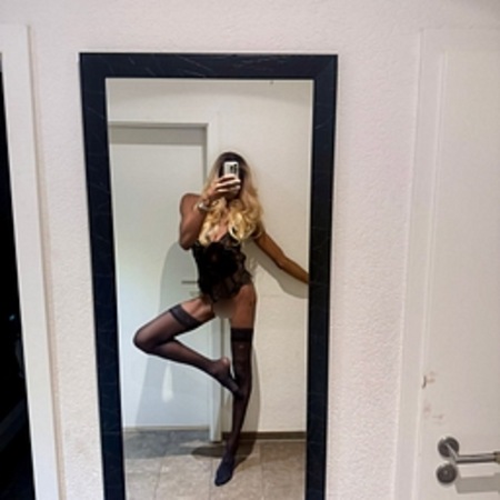 TS Athenea- nur Whatsapp, Frankfurt am Main