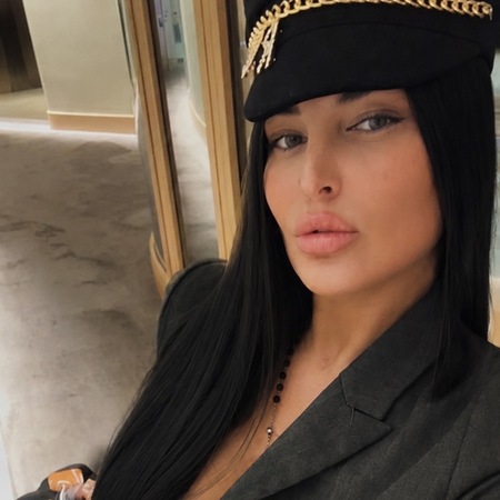 Amelia – the hottest, most beautiful, Hamburg