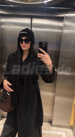 AMELIA – DEIN EXKLUSIVES DATE, Hamburg