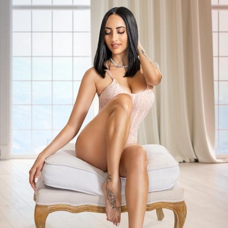 Lorena in der Villa Venezia, Saarlouis