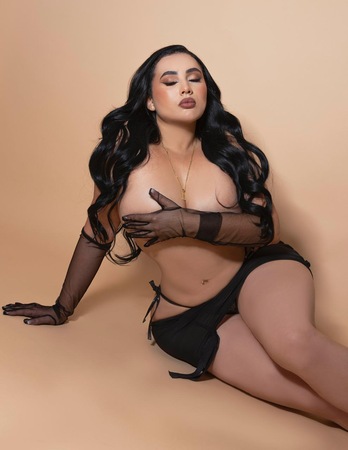 Amelia - Hot Latina Queen, München