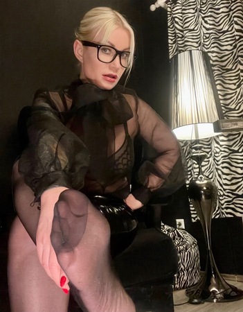 DEUTSCHE LATEX BIZARRLADY VICTORIA VIOLENCE - Sexy & Dirty, Duisburg