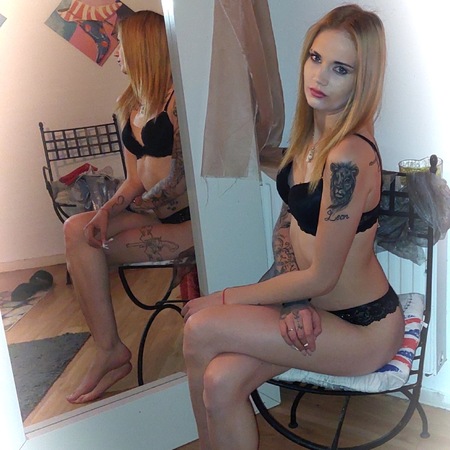 Lola 19 ganz neu, Pirmasens