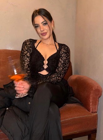 Deutsche Kran*enschw*ster Adriana auf Durchreise!, Hannover