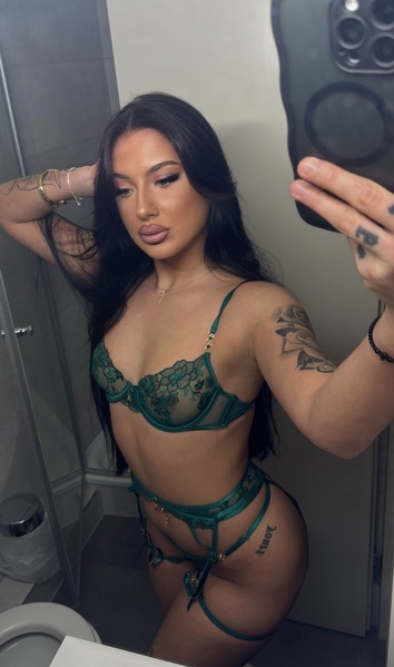 Foto von Baddie Shirin  100% verifiziert und natürlich