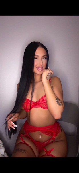 Foto von Baddie Shirin  100% verifiziert und natürlich