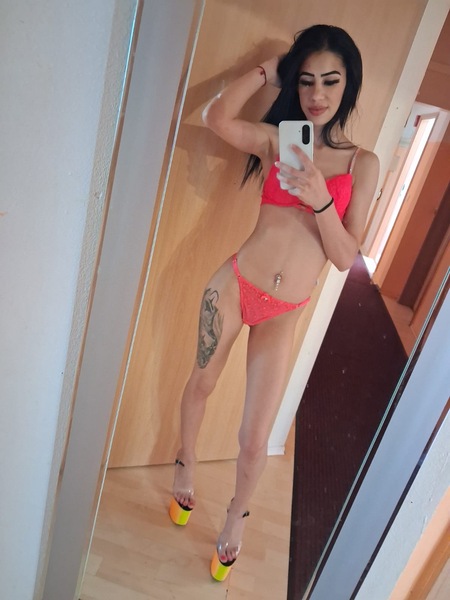 Aslin *AV Königin* – Nurnberg photo 4