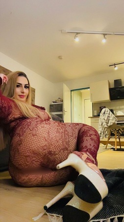 Cataleya sexy - neu in dieser Stadt, Düsseldorf