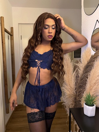 TS Tatiana Lawrance, Trier