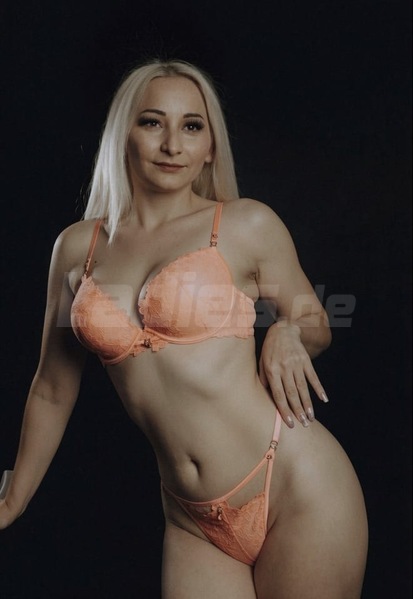 Foto von Nicole bei Hot & Sweet