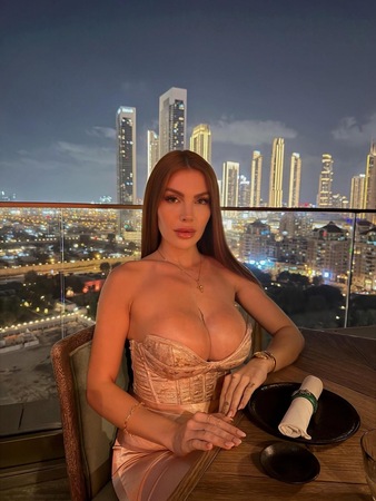 Apra Porn*star, Frankfurt am Main