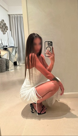 Anita 100% REALHaus/ Hotelbesuch/ Büro, Köln