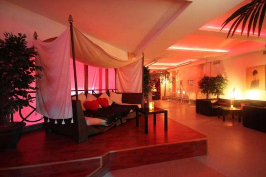 Foto von Neu und einzigartig - der größte Club der Swiss Romande