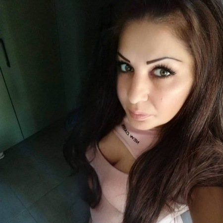 Zsanett *Ganz neu *