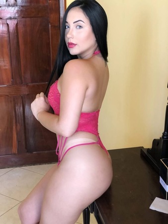 Nicole Brandneu, Berlin