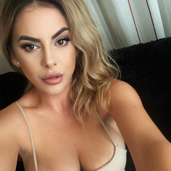 Foto von Sonya