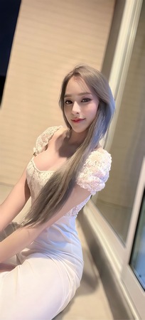 TS Selena, halb Thai halb Japan!, Hamburg Wandsbeker Chaussee.