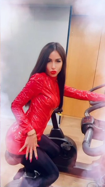 ADA - Ganz neu! Dienstleistungen nach Vereinbarung – Dusseldorf photo 2