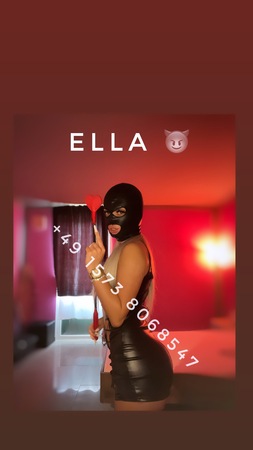Ella, Trier
