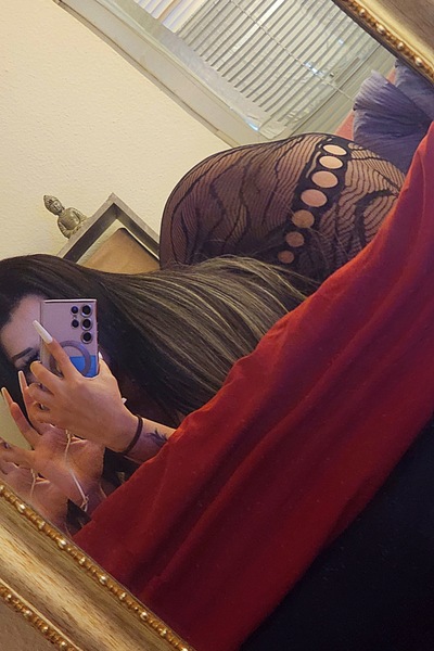 Foto von Latina Kendal  Sexy Bombe