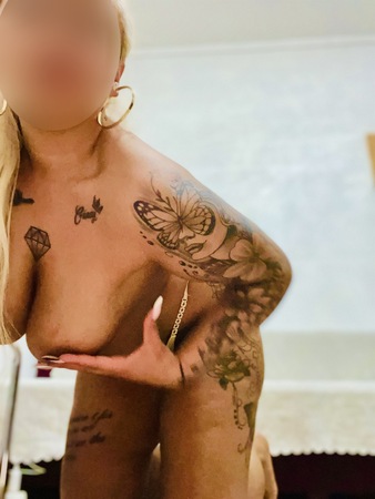 Anna-nur H&H Besuch GANZ NEU, Düsseldorf