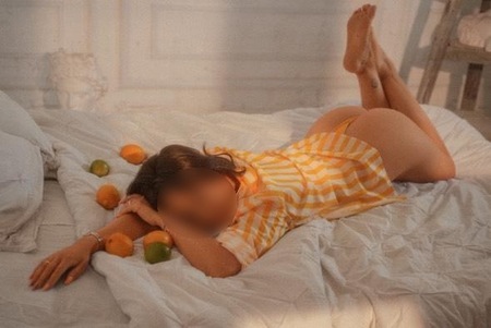 Julia, München Schwabing Nord