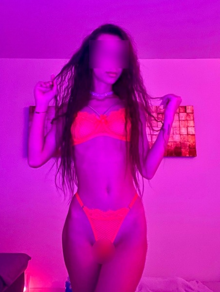 Foto von Evelina heute im Secret Service
